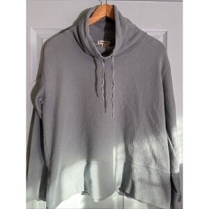 Orvis Cowl Neck Pullover Ladies Sz Medium. Gray-blue.